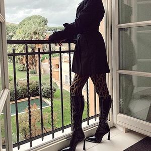 Fendi 
Boots 
Made in Italy
Heel, 4.25" (105mm)